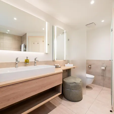 Beatus Wellness- & Spa-hotel 5* Merligen