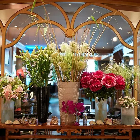 Beatus Wellness- & Spa-hotel Hotell 5*